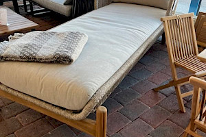 Gartenliege inklusive Polster beige mit Akazie-Ges